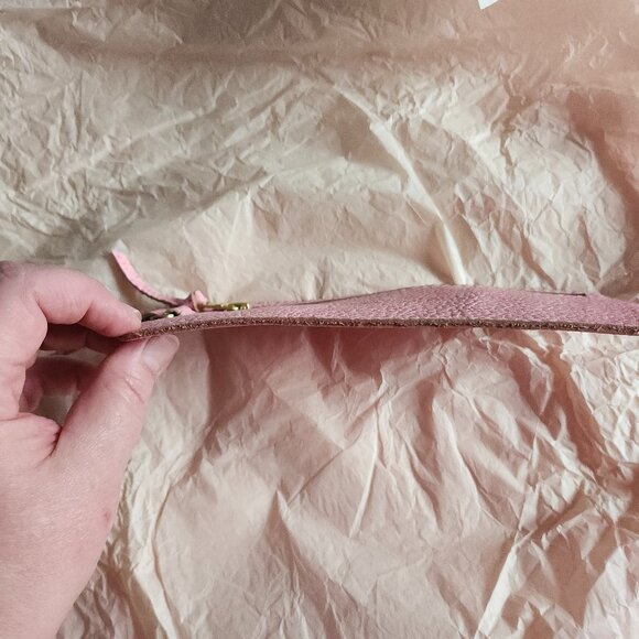 Portland Leather Adriana Wristlet BUBBLEGUM Unicorn - Picture 3 of 3